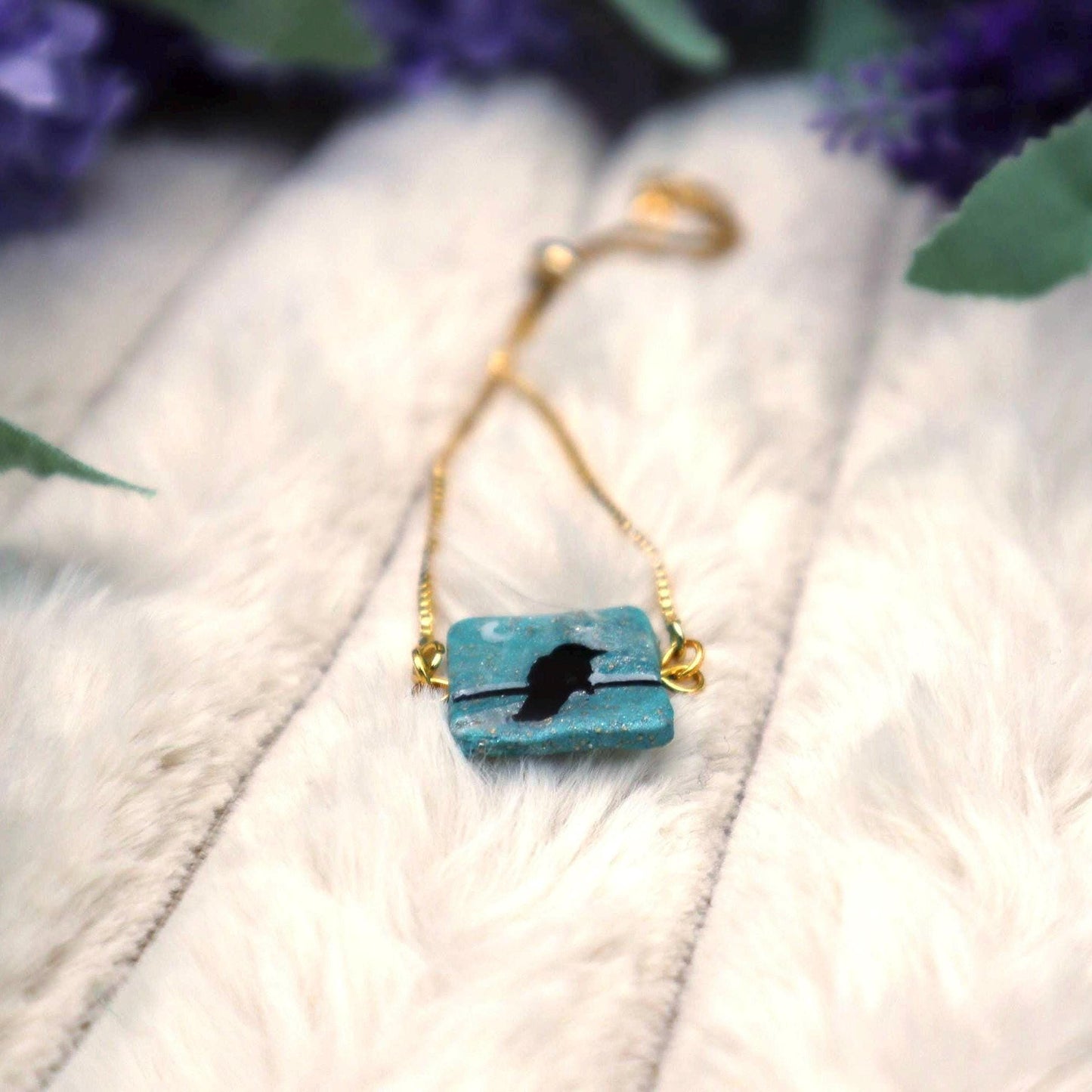 Adjustable Raven Pendant Bracelet | Gold plated Stainless Steel Adjustable Chain